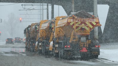 Спряха автобусите към Витоша заради обилния снеговалеж