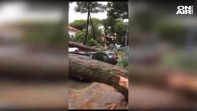 18 души са ранени след огромна градушка в Италия