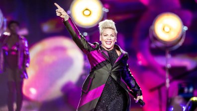 Женска солидарност: Пинк плаща глобите на норвежките хандбалистки