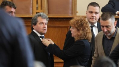Напрежение между ИТН и ДБ: Смаляват ли се шансовете за подкрепа?