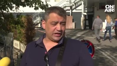 Бащата на намушканото момче обвинява братята Алгафари за намеса в разследването, те отричат