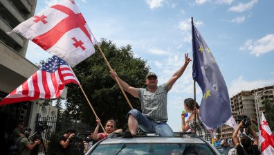 Протестите в Грузия не стихват, хиляди искат предсрочни парламентарни избори