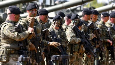 Хърватия връща задължителната военна служба