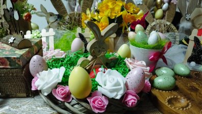 "Изработихме нещата заедно": Стотици се включиха в базара на МОН