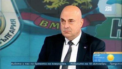 НФСБ се разграничава от Сидеров: Залива ни с помия, твърди патриот
