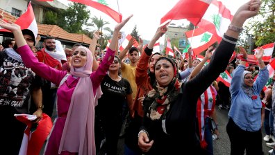 Масови антиправителствени протести и безредици в Ливан