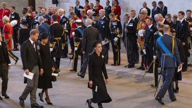 Как Меган и Хари нарушиха протокола на погребението на Елизабет II?