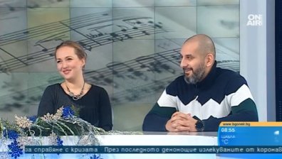 Марина Драгомирецкая и Din-Yo с акустична версия на "Времето не спира"