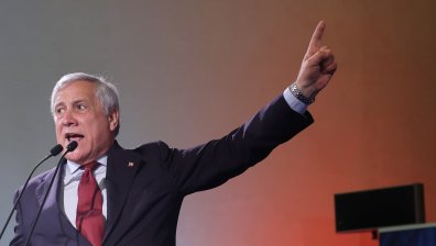 Антонио Таяни ще наследи Берлускони, поема "Форца Италия"