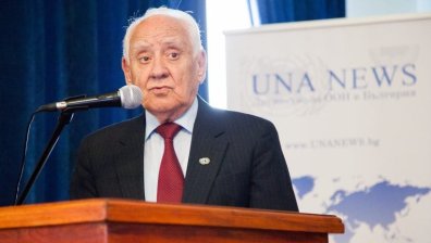 На 92-годишна възраст почина известният български дипломат Иван Гарвалов