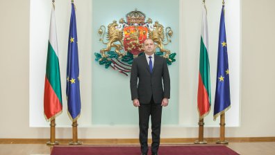 Споменът за подвига на героите на Шипка няма да изтлее, заяви президентът 