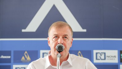 Няма спокойствие в "Левски": Драмата с Насиру заплашва лиценза на "сините"