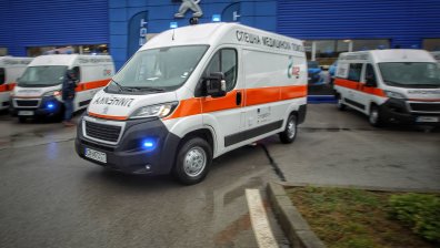 Такси блъсна жена на пешеходна пътека в Благоевград