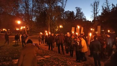 Отровното трио: Спираме с вечерните антиправителствени протести