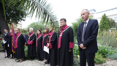 Откриха академичната година в СУ в Университетската ботаническа градина