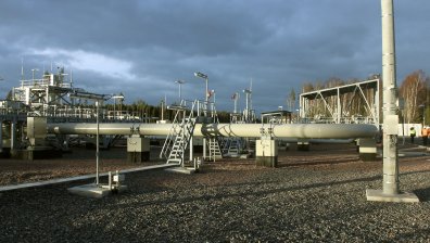 Огромни пламъци бушуват около "Северен поток 1" във Финландия