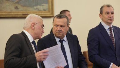 Министър Адемов: Само за ден имаме три сигнала за натиск над избиратели