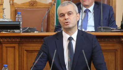 Костадинов: Започваме референдум за запазване на българския лев