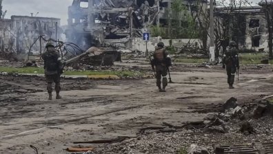 Семействата на евакуираните бойци от "Азов" нямат никакъв контакт с тях