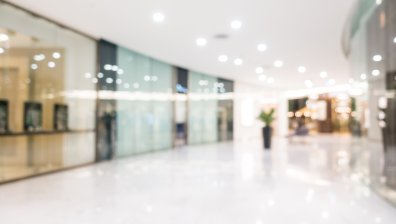 Работно време и права на клиентите: Защо 15 минути могат да са важни