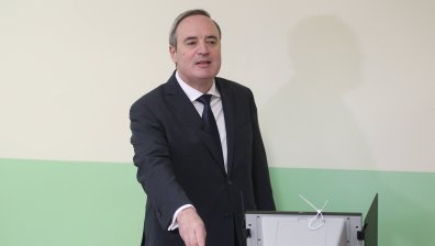 Проф. Анастас Герджиков гласува за президент