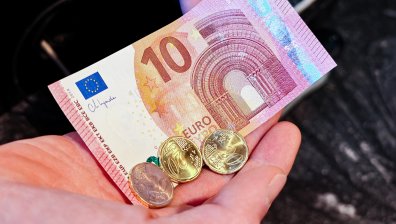 100% поскъпване: Кроасан от 1,60 лв. вече струва 1,60 евро