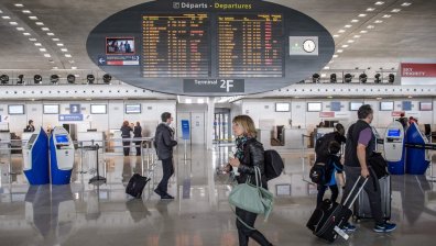 Пътуванията на чужденци в България бележат 53.5% спад