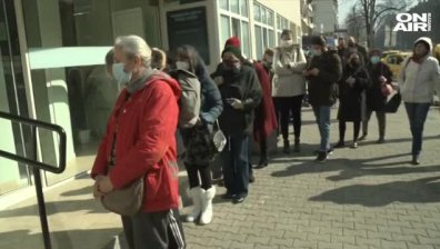 И в последния ден от годината не липсват желаещи да се ваксинират