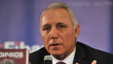 Стоичков пред "Daily Mail": Расисткият скандал стана заради групичка тъпаци