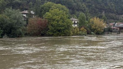 Мостът над Янтра при Долна Студена остава затворен за камиони