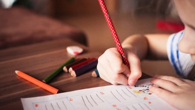 Отнеха дете на българка в Италия, посолството ни се зае със случая  