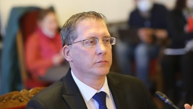 "Продължаваме промяната" настоява за оставката на Гешев