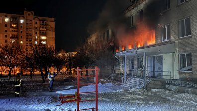 Одеса и Харков след руските удари по жилища и училища (СНИМКИ)