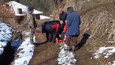 Мъж от село в Родопите почина, след като линейка не успя да стигне до дома му