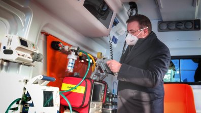 20 нови линейки за центровете за спешна медицинска помощ