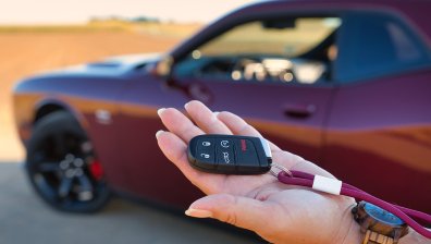 Защо не трябва да купуваме кола през лятото?