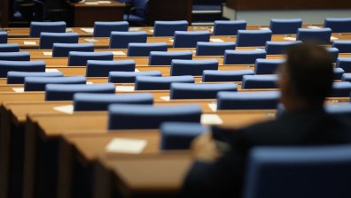 Никола Стоянов: Обществото ще плати цената за безкрайните въртележки в управлението