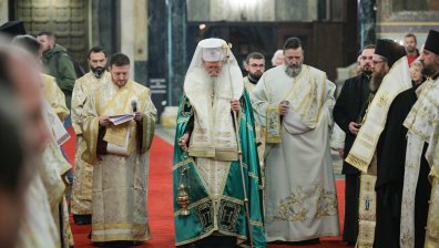 Руският патриарх Кирил грубо пренебрегна Неофит в писмото за кончината на Йоаникий