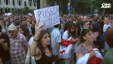 Нови протести в Грузия: Хиляди демонстранти отново са блокирали Тбилиси