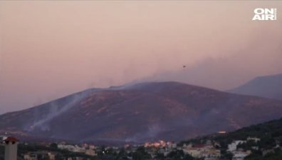 Огнен ад край гръцката столица