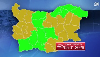 Зимата се завръща: Сняг и бурни пориви на вятъра в цялата страна във вторник