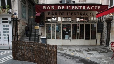 Ковид-19 в Европа: В Париж затварят барове и фитнеси, строги мерки и в Берлин