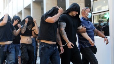 След кървавото меле в Атина и смъртта на фен - взеха ДНК проби на над 90 хървати