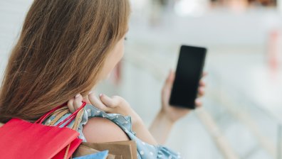 Американските потребители хукнаха към китайските сайтове заради митата