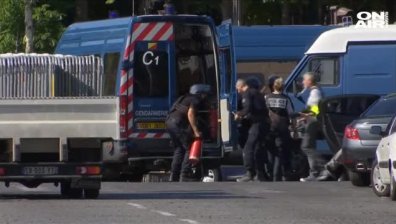 Семейството на атентатора от "Шанз-Елизе" задържано от полицията