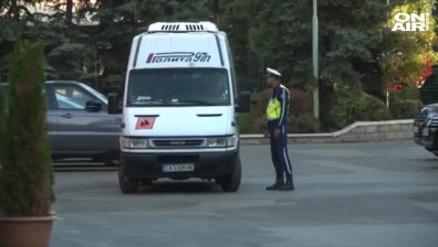 Масирани проверки на автобуси, превозващи деца и ученици