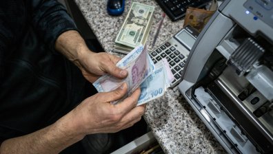 Някои банки спират да предлагат срочни депозити, въвеждат такса "влог" за големи суми