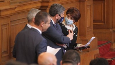 Дни преди НС да бъде разпуснато - обсъждат важни законови поправки