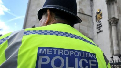 След музикално събитие в Лондон - 15 полицаи в болница