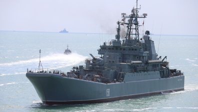 Загина командирът на големия руски десантен кораб "Цезар Куников"